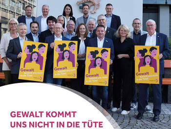 Plakat Gewalt kommt uns nicht in die Tüte