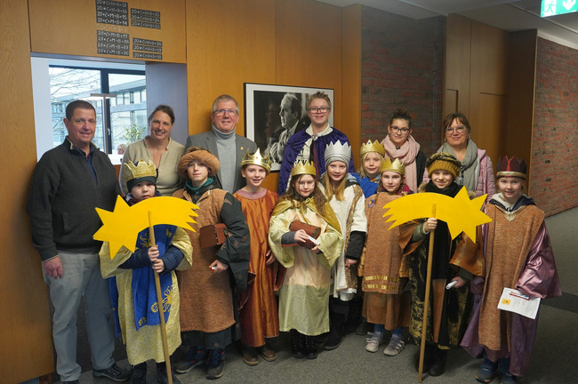 Roisdorfer Sternsinger im Bornheimer Rathaus